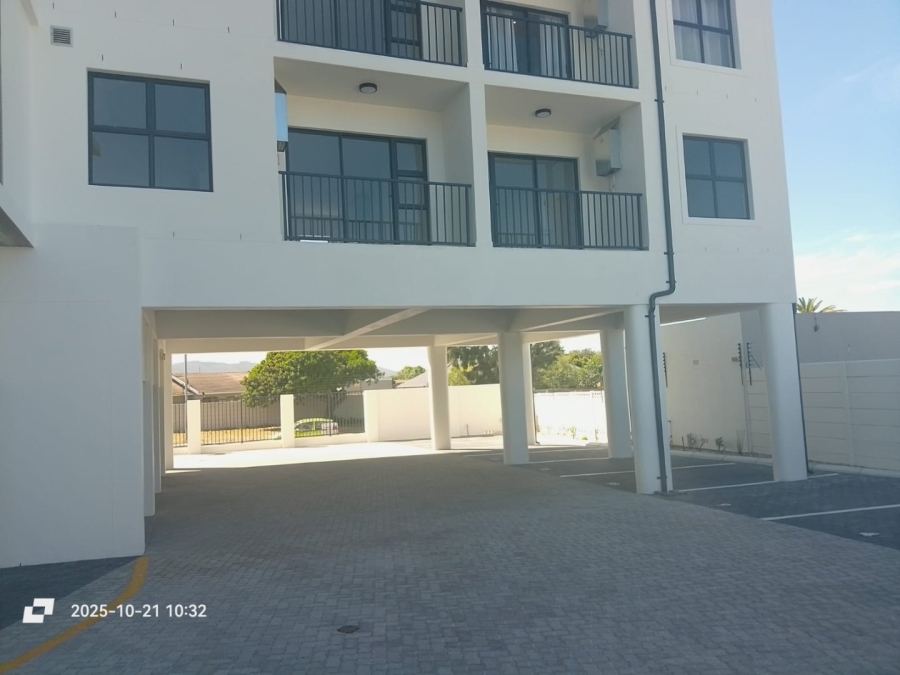 2 Bedroom Property for Sale in Flamingo Vlei Western Cape